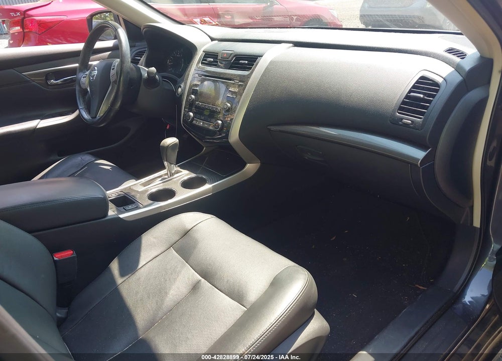 2013 NISSAN ALTIMA VIN: 1N4AL3AP4DC215058