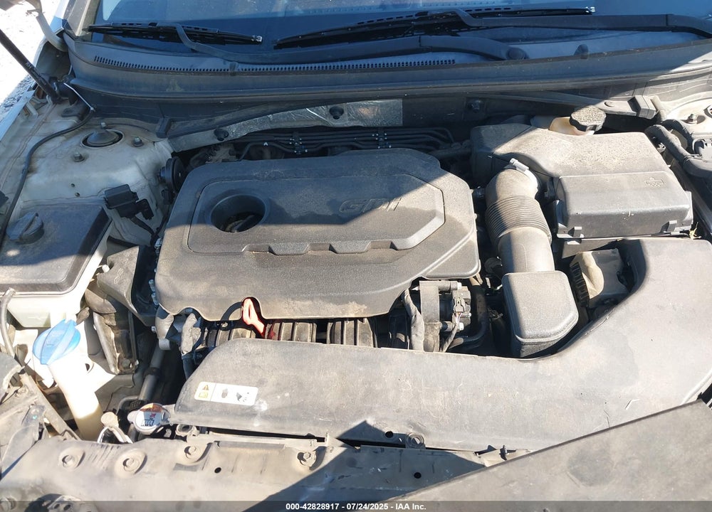 2015 HYUNDAI SONATA VIN: 5NPE24AF2FH082559