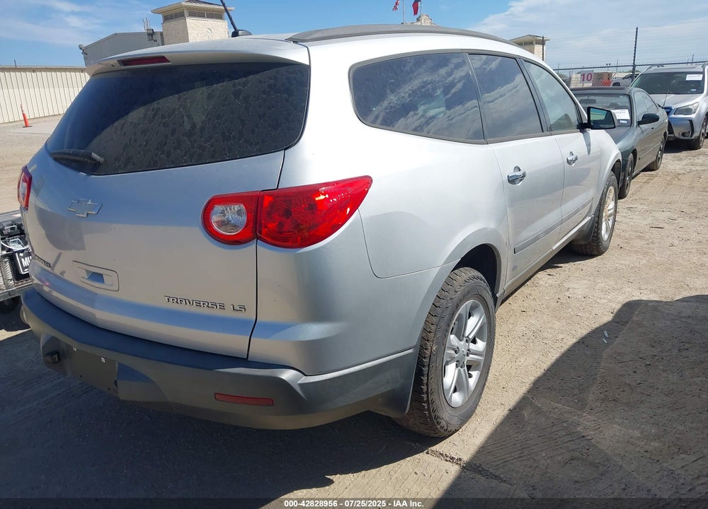 2010 CHEVROLET TRAVERSE VIN: 1GNLREEDXAS114614