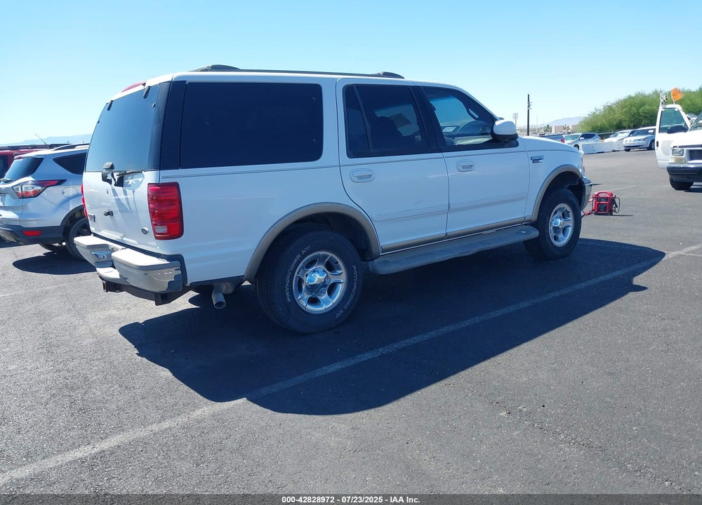 2002 FORD EXPEDITION VIN: 1FMPU18L22LA27043