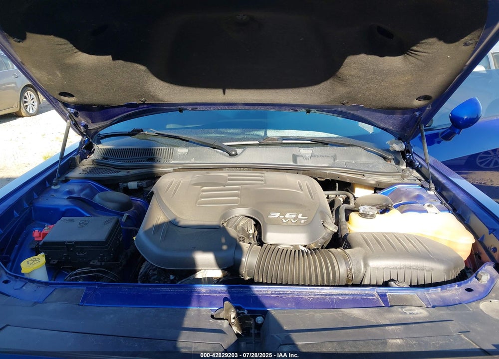 2019 DODGE CHALLENGER VIN: 2C3CDZAG9KH557297