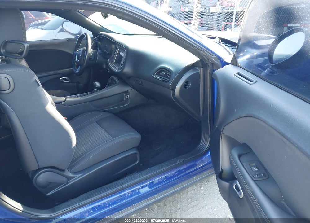 2019 DODGE CHALLENGER VIN: 2C3CDZAG9KH557297