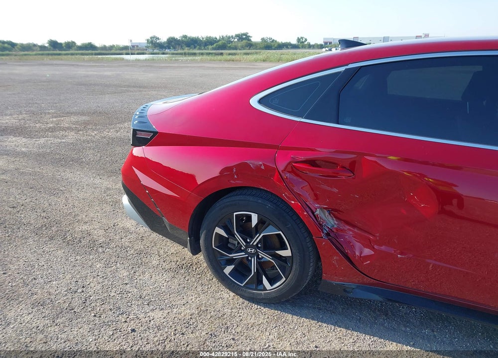 2024 HYUNDAI SONATA VIN: KMHL64JA2RA365812