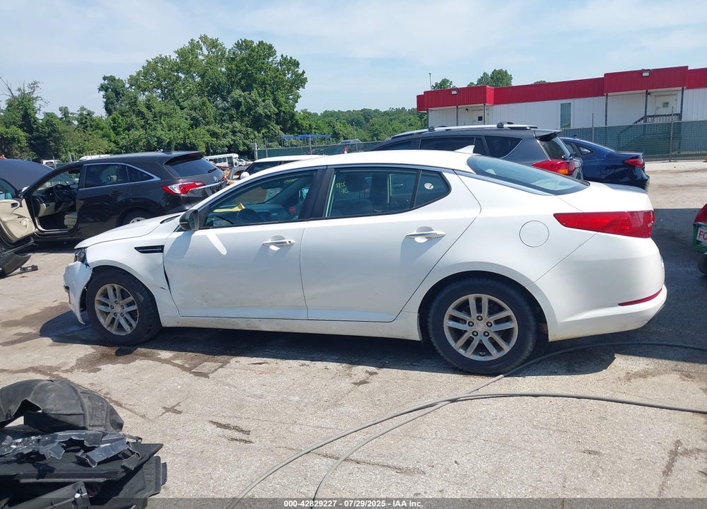 2013 KIA OPTIMA VIN: KNAGM4A71D5351804