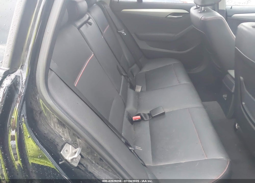 2014 BMW X1 VIN: WBAVL1C56EVY11996