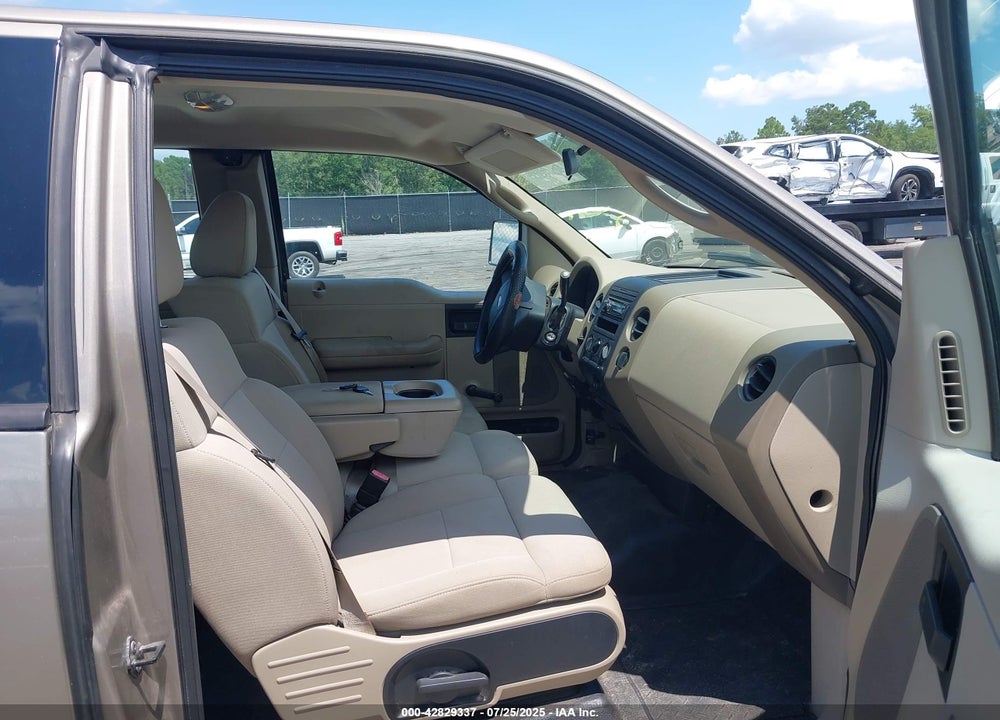 2004 FORD F-150 STX/XL/XLT VIN: 1FTRX12W64NA62490