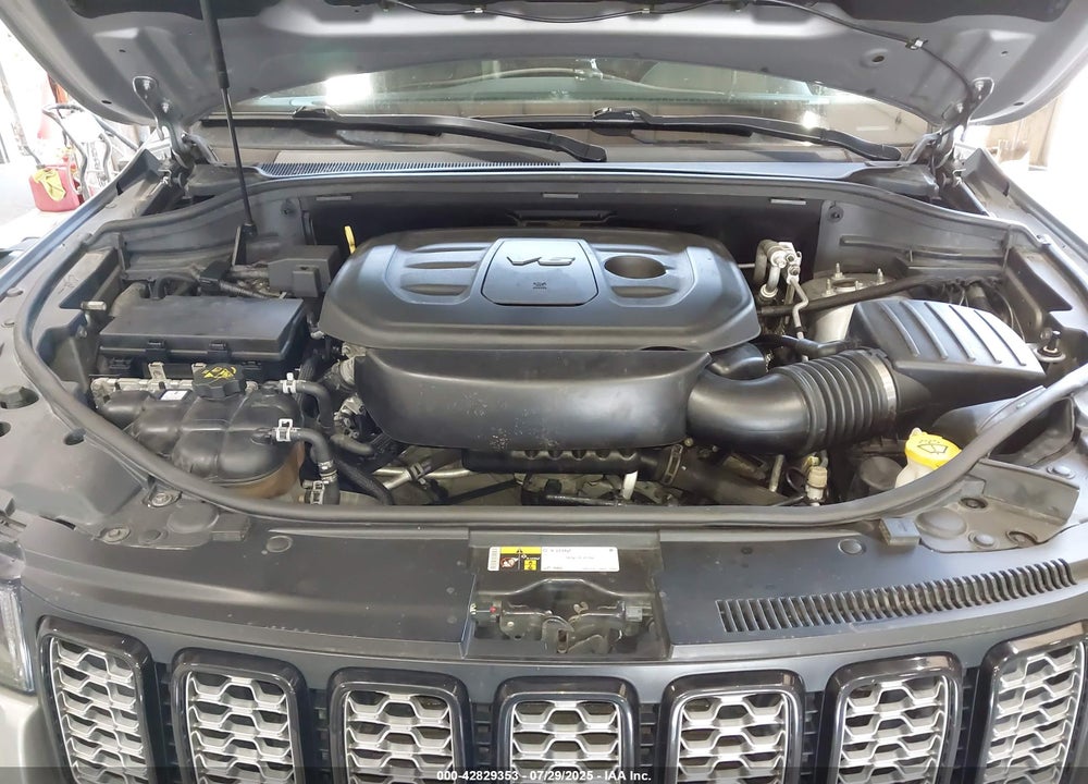 2017 JEEP GRAND CHEROKEE VIN: 1C4RJFAG7HC700627