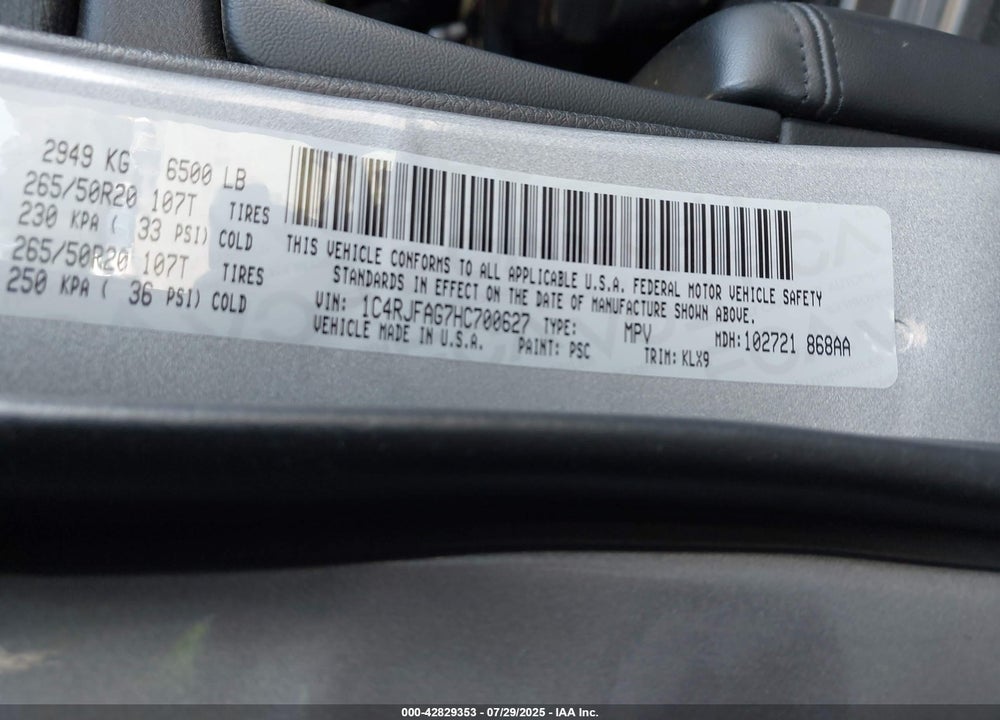 2017 JEEP GRAND CHEROKEE VIN: 1C4RJFAG7HC700627