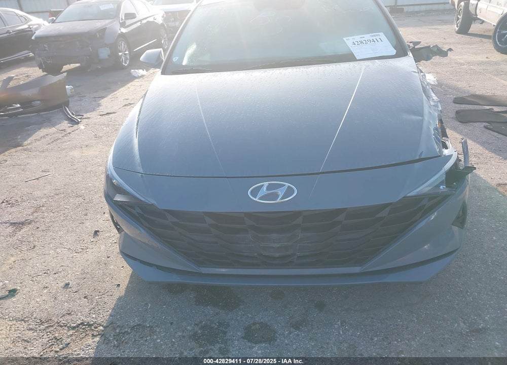 2021 HYUNDAI ELANTRA SEL VIN: KMHLM4AG1MU144400