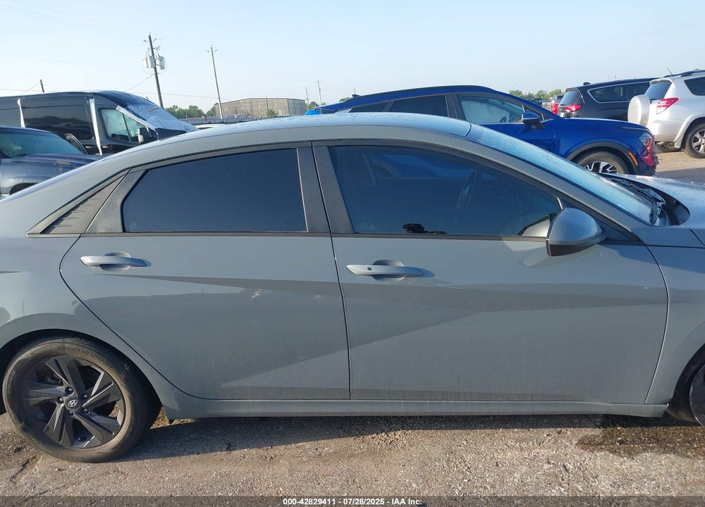 2021 HYUNDAI ELANTRA SEL VIN: KMHLM4AG1MU144400