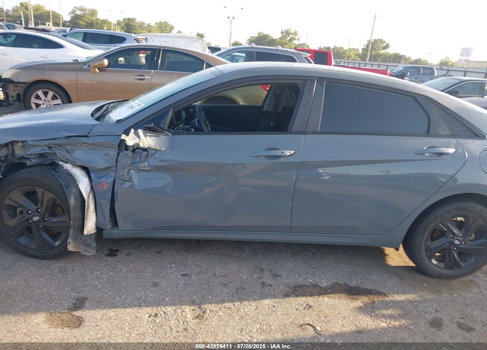 2021 HYUNDAI ELANTRA SEL VIN: KMHLM4AG1MU144400