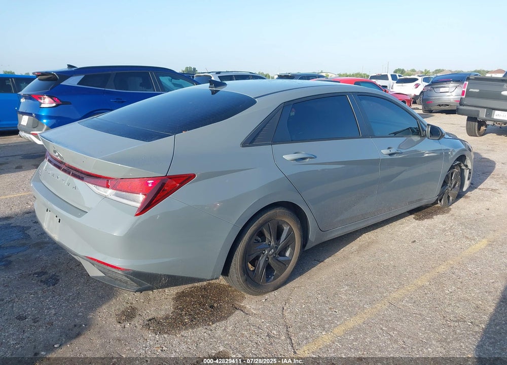 2021 HYUNDAI ELANTRA SEL VIN: KMHLM4AG1MU144400