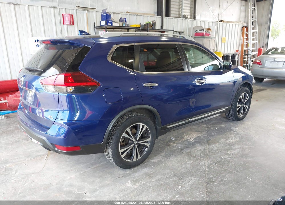 2018 NISSAN ROGUE VIN: JN8AT2MTXJW457980