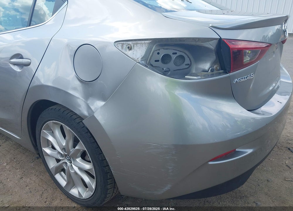 2014 MAZDA 3 VIN: JM1BM1V35E1122893