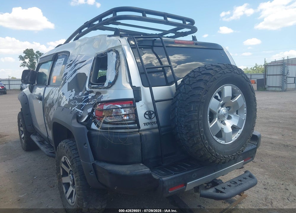2008 TOYOTA FJ CRUISER VIN: JTEZU11FX8K005755