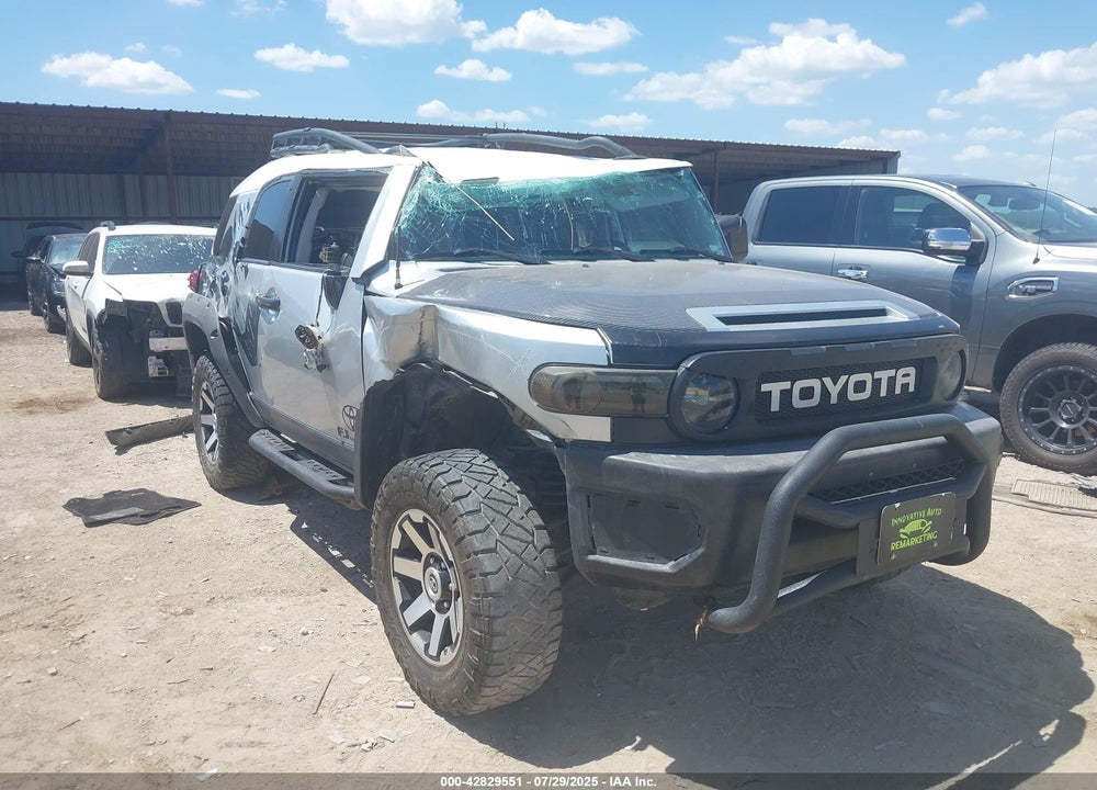 2008 TOYOTA FJ CRUISER VIN: JTEZU11FX8K005755