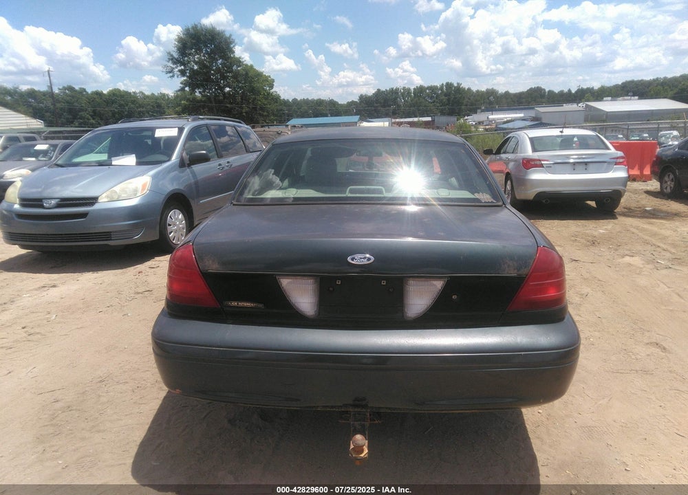 2007 FORD CROWN VICTORIA VIN: 2FAFP71W77X142610