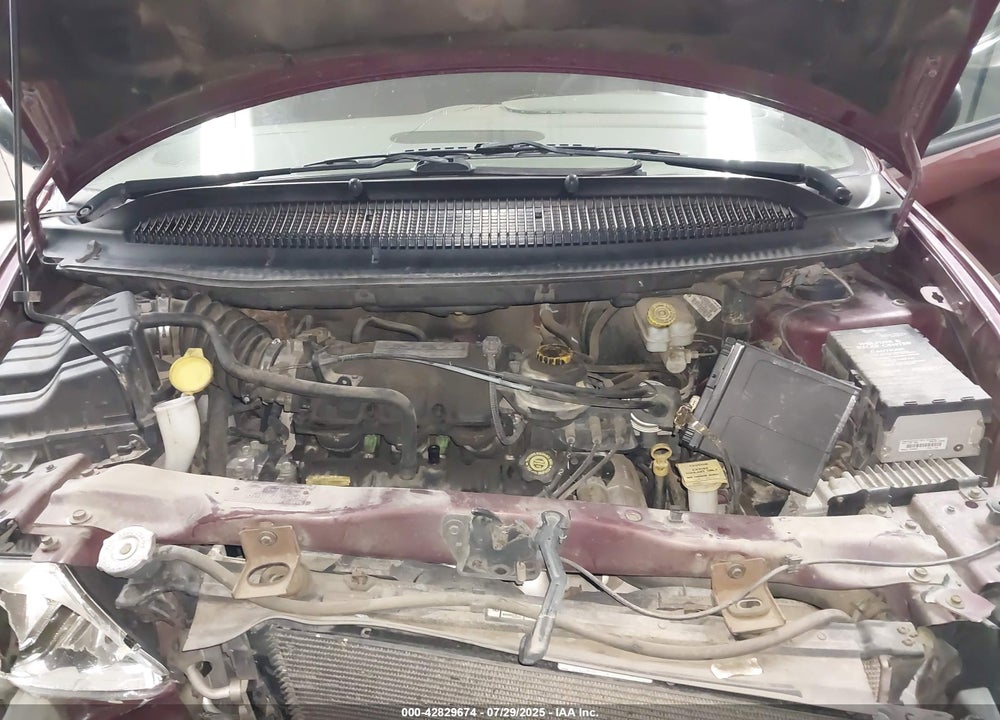 2003 CHRYSLER VOYAGER LX VIN: 1C4GJ45303B123358