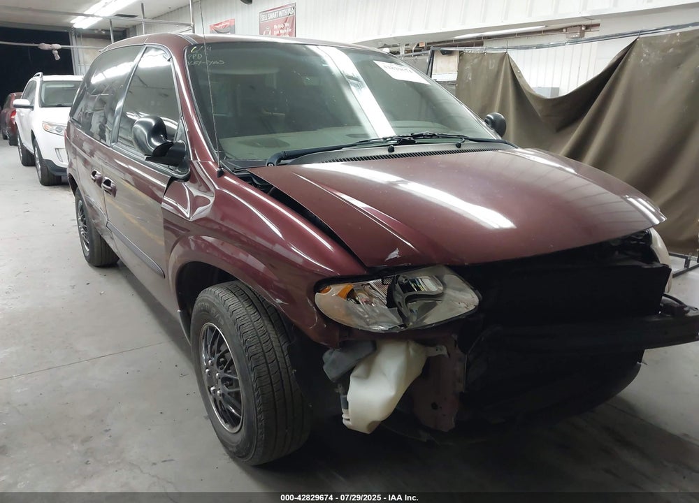 2003 CHRYSLER VOYAGER LX VIN: 1C4GJ45303B123358