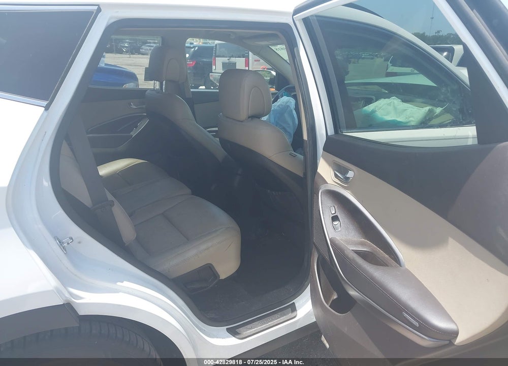 2013 HYUNDAI SANTA FE VIN: 5XYZU3LA8DG096865