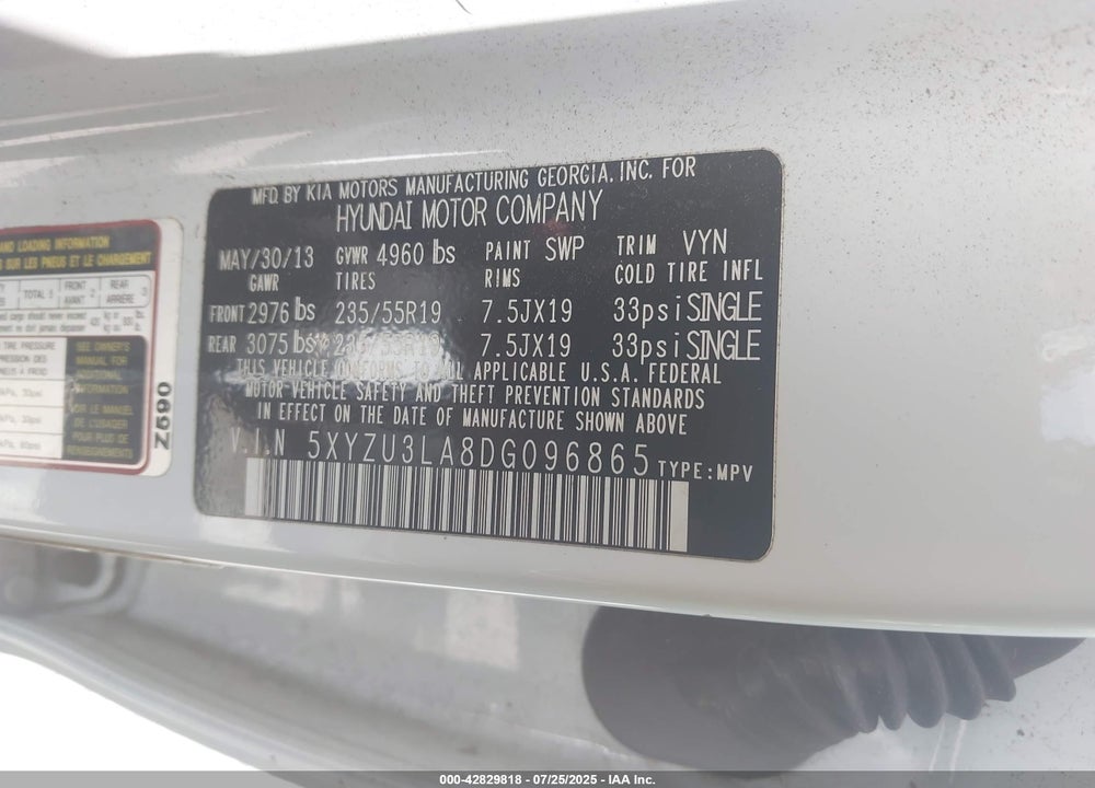 2013 HYUNDAI SANTA FE VIN: 5XYZU3LA8DG096865