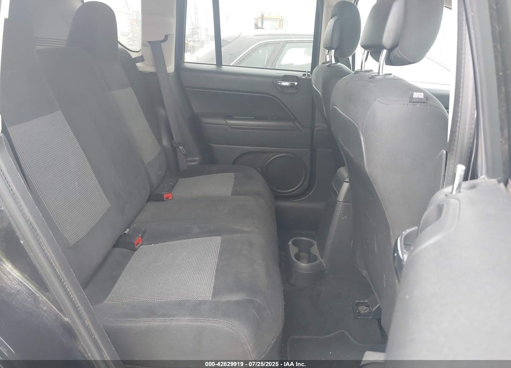 2014 JEEP COMPASS VIN: 1C4NJCBB1ED645677