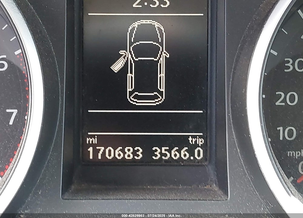 2013 VOLKSWAGEN JETTA VIN: 3VWPP7AJ6DM632950