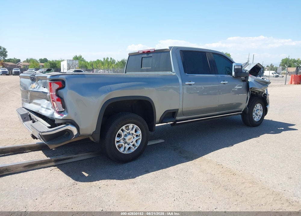 2024 CHEVROLET SILVERADO 2500HD 4WD STANDARD BED LTZ VIN: 2GC4YPE71R1110307
