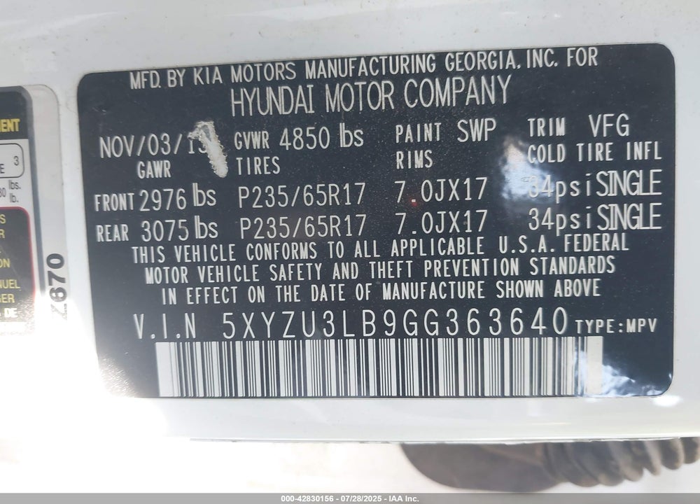 2016 HYUNDAI SANTA FE VIN: 5XYZU3LB9GG363640