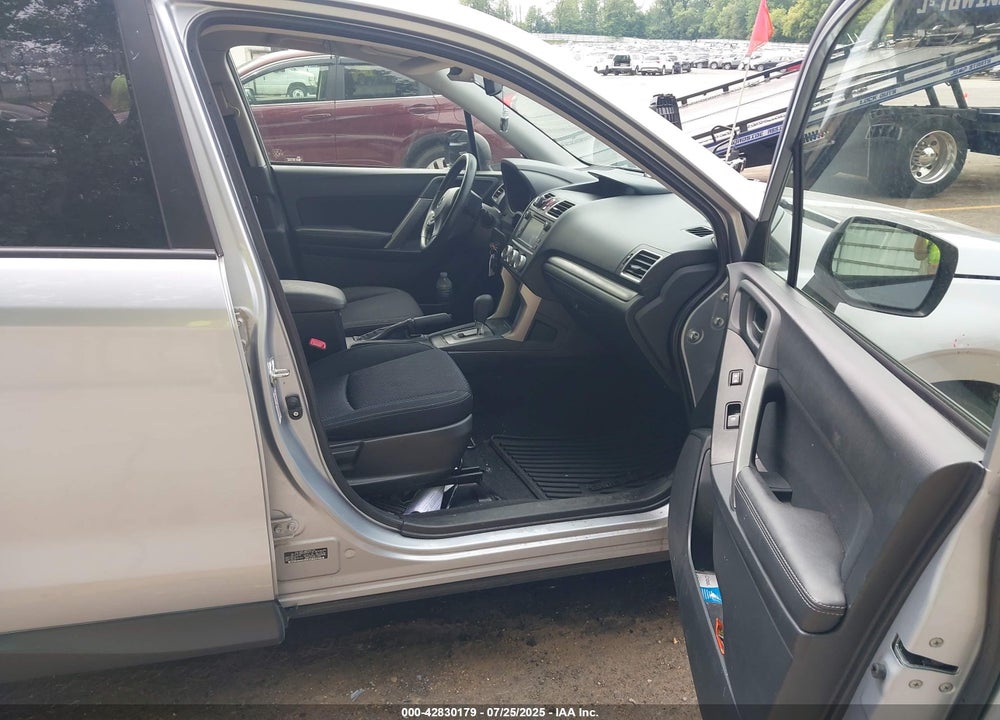 2016 SUBARU FORESTER 2.5I VIN: JF2SJABC0GH547138