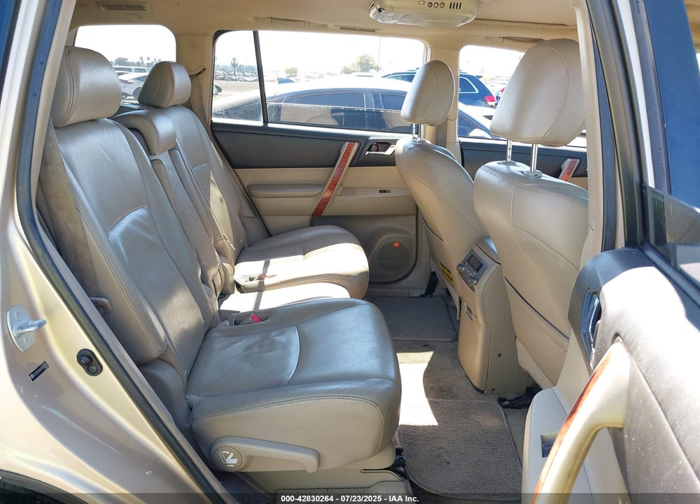 2008 TOYOTA HIGHLANDER VIN: JTEDS42A982045751