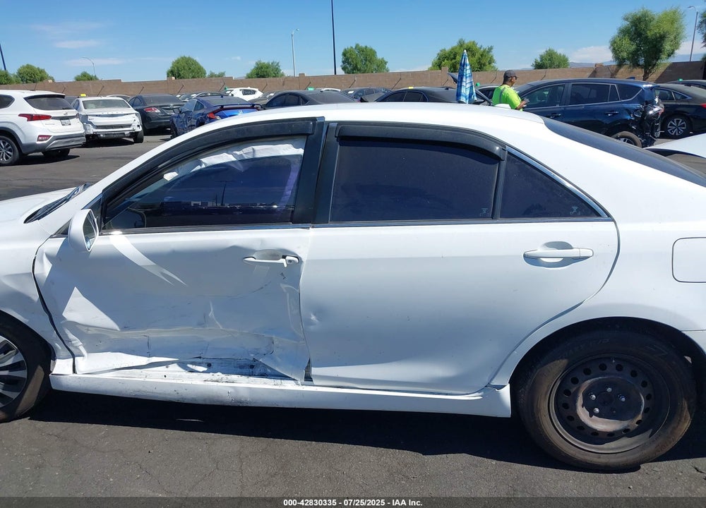 2011 TOYOTA CAMRY LE VIN: 4T1BF3EK2BU581205