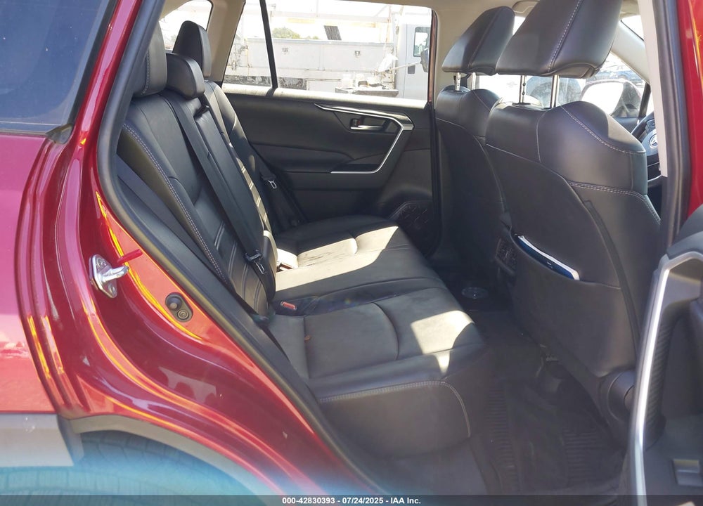 2019 TOYOTA RAV4 VIN: 2T3A1RFV0KW079614