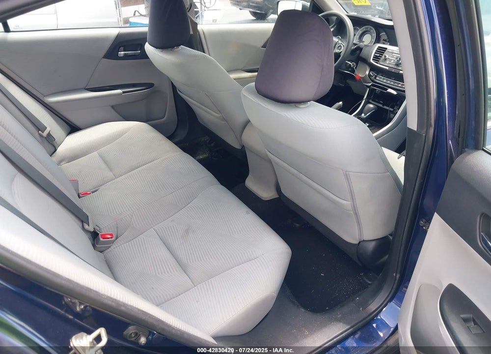 2017 HONDA ACCORD VIN: 1HGCR2F36HA247921