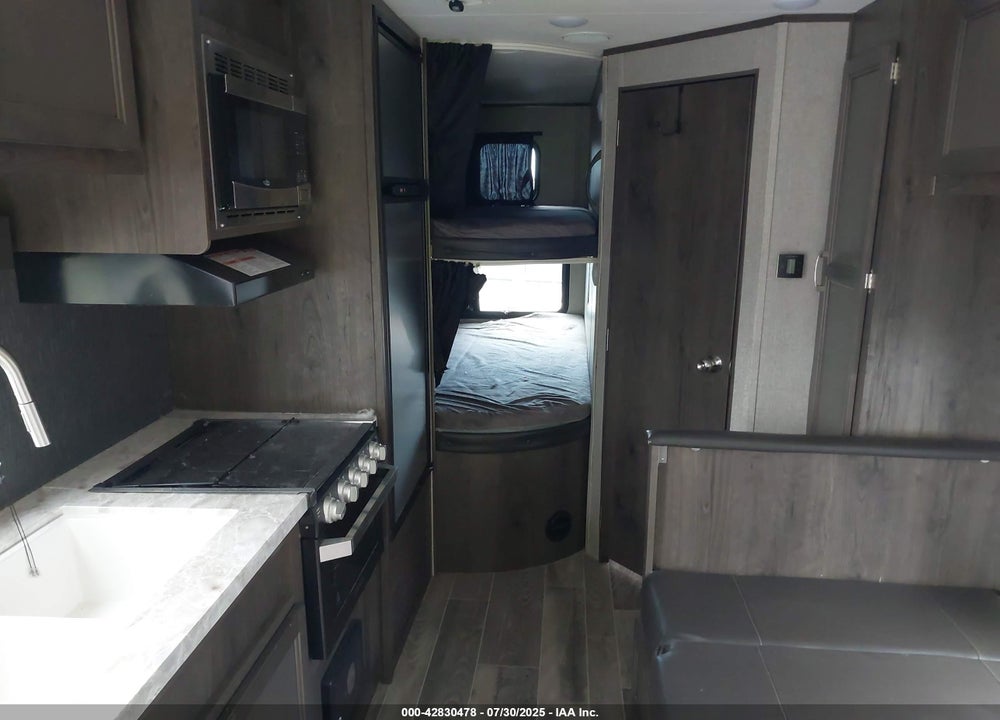 2021 OTHER JAYCO VIN: 1UJBJ0BM7M75N0184