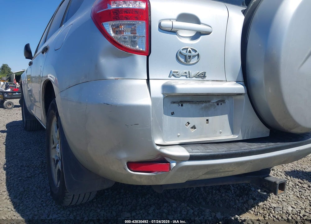 2011 TOYOTA RAV4 VIN: 2T3BF4DV2BW102421