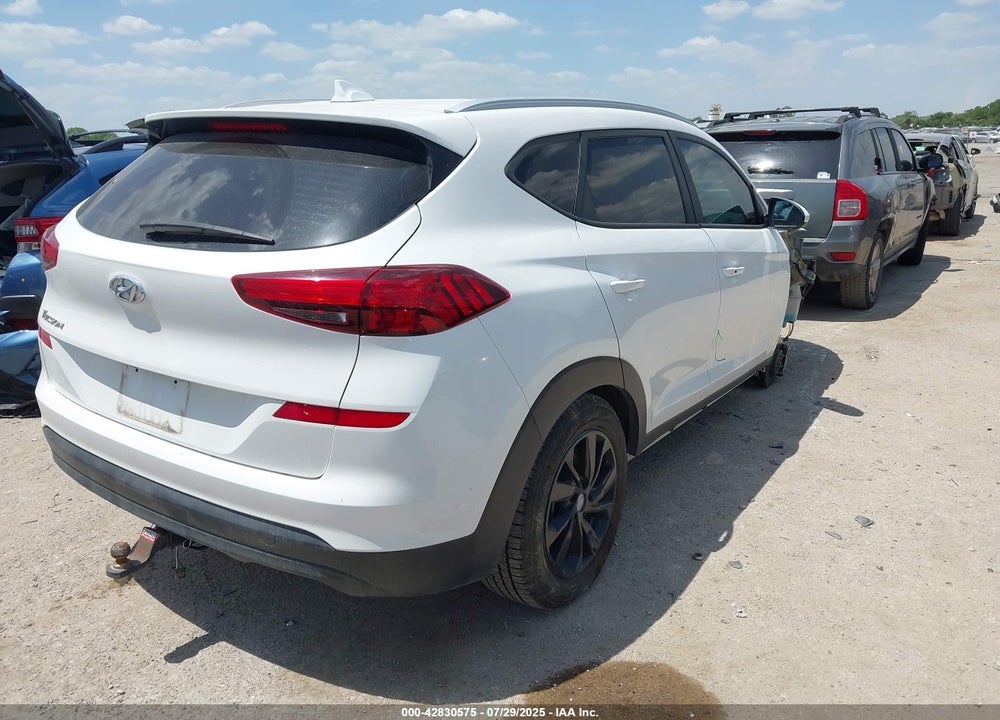 2020 HYUNDAI TUCSON VIN: KM8J33A42LU185756