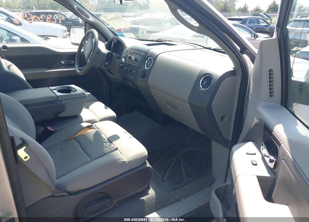 2008 FORD F-150 VIN: 1FTRX14W28FB95938