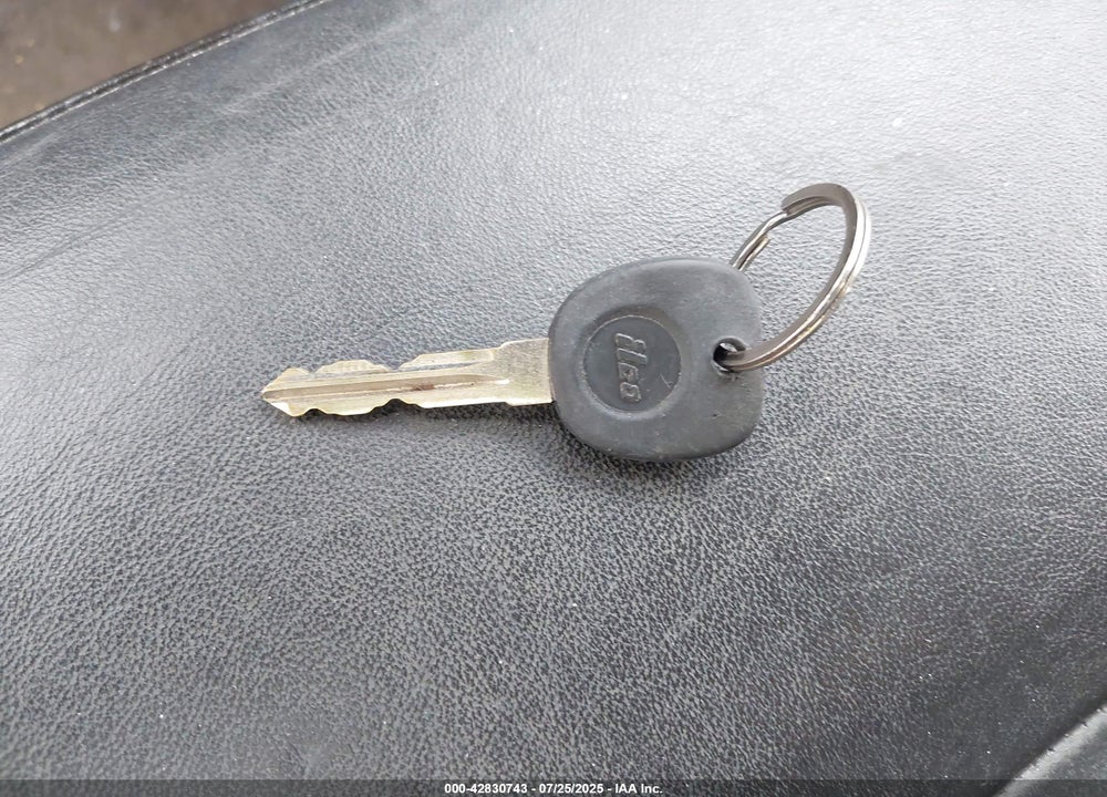 2008 CHEVROLET IMPALA VIN: 2G1WT58K881217275
