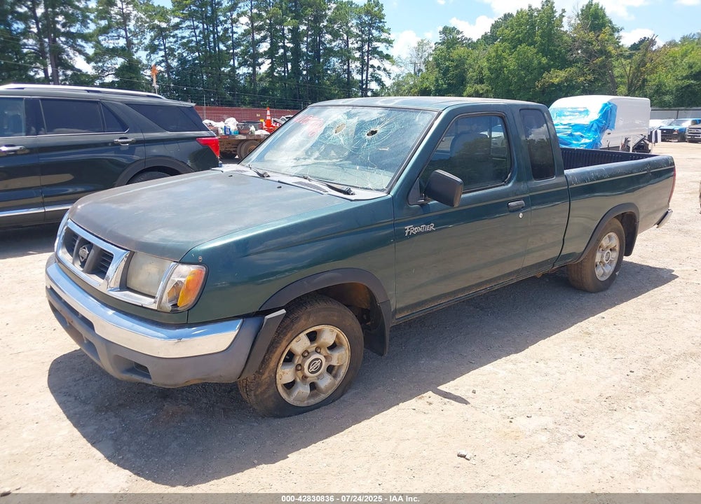 2000 NISSAN FRONTIER XE VIN: 1N6DD26S8YC320118