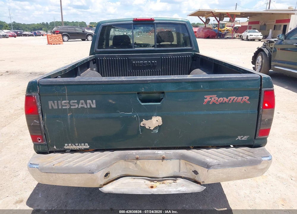2000 NISSAN FRONTIER XE VIN: 1N6DD26S8YC320118