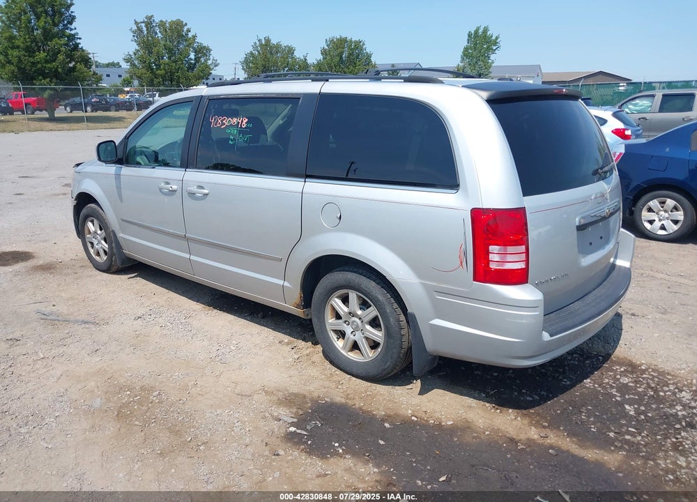 2010 CHRYSLER TOWN & COUNTRY VIN: 2A4RR5D12AR130117