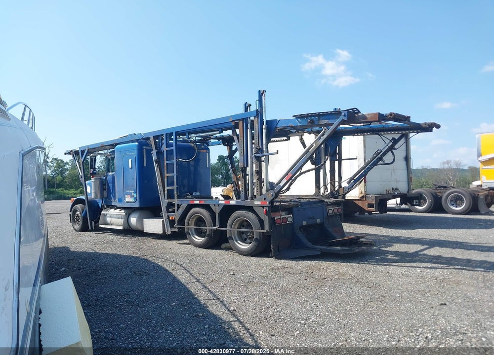 2000 PETERBILT 379 VIN: 1NP5LR9X2YD509926