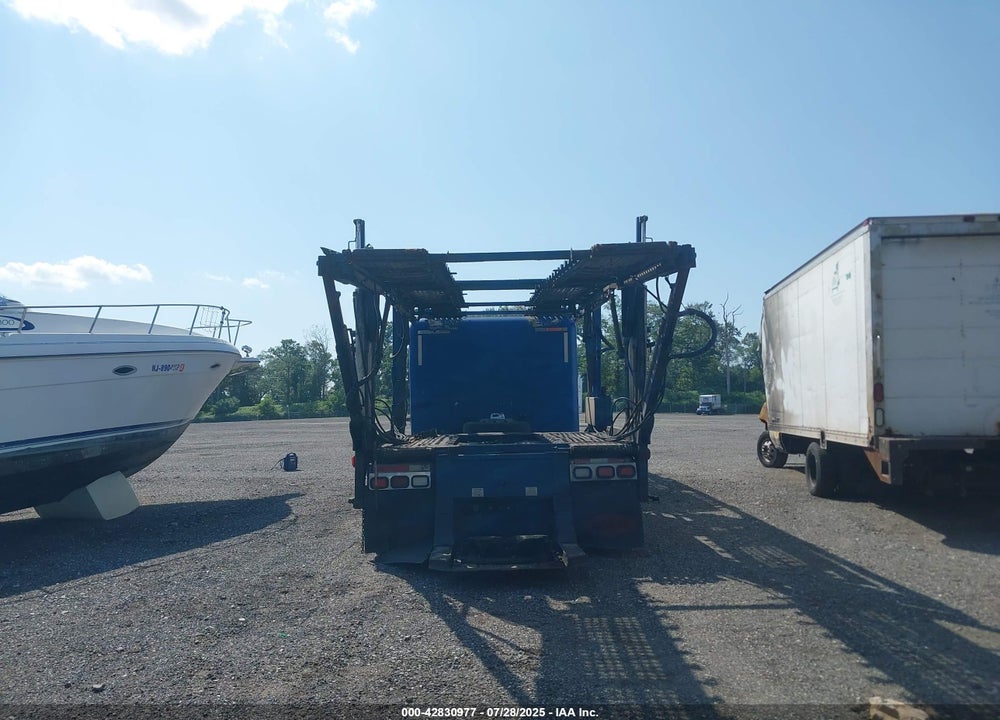 2000 PETERBILT 379 VIN: 1NP5LR9X2YD509926