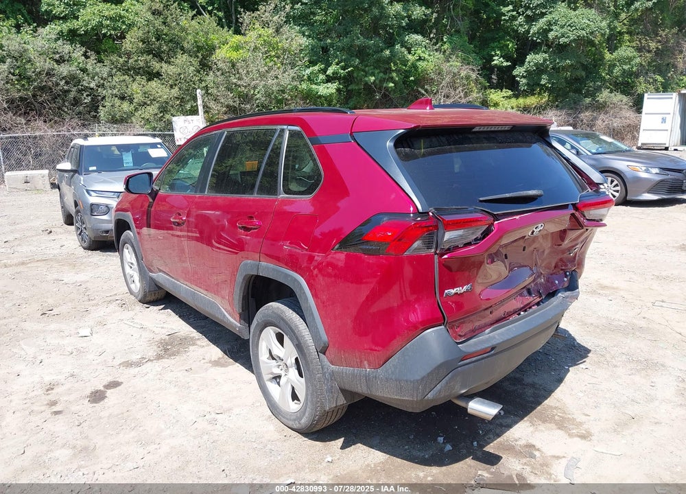 2021 TOYOTA RAV4 VIN: 2T3P1RFV7MW240618