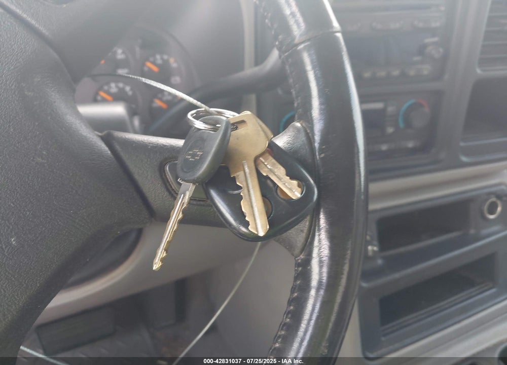 2004 CHEVROLET SILVERADO 1500 Z71 VIN: 2GCEK13T341282124