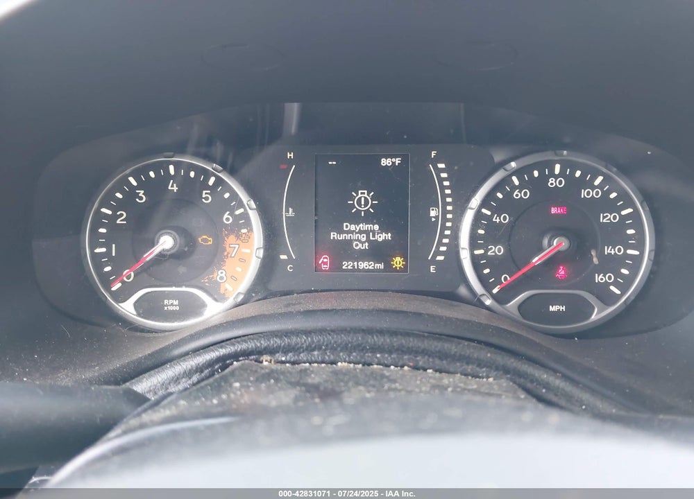 2016 JEEP RENEGADE VIN: ZACCJBBW5GPD09555