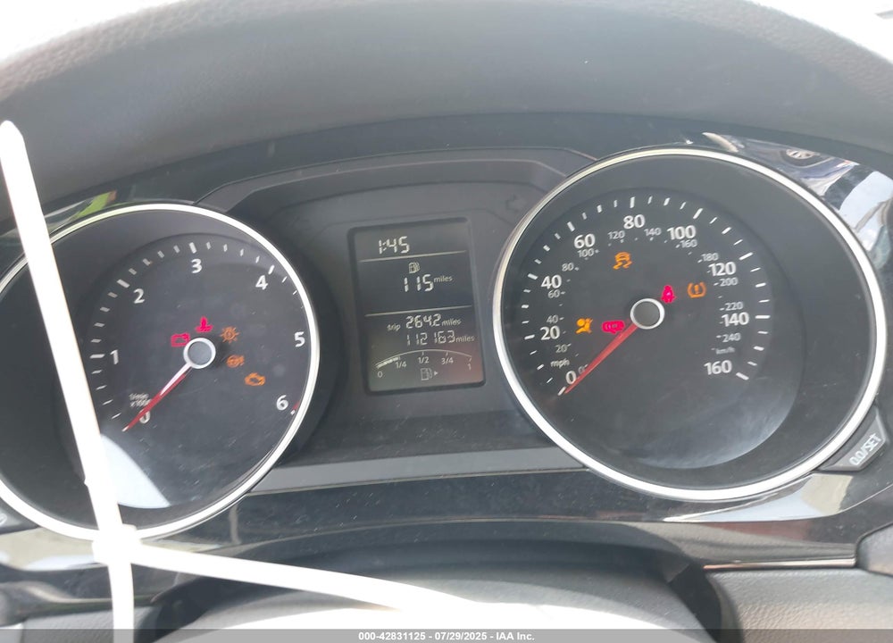 2015 VOLKSWAGEN JETTA VIN: 3VWLA7AJ4FM422351