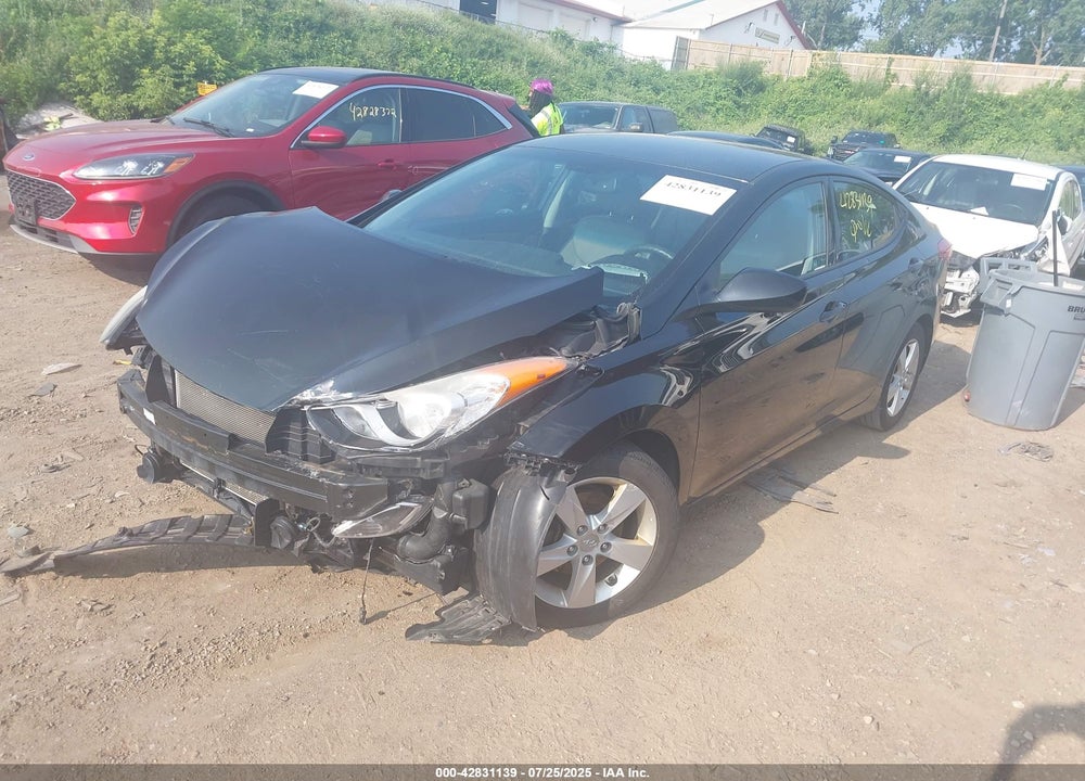 2013 HYUNDAI ELANTRA VIN: 5NPDH4AE4DH328476