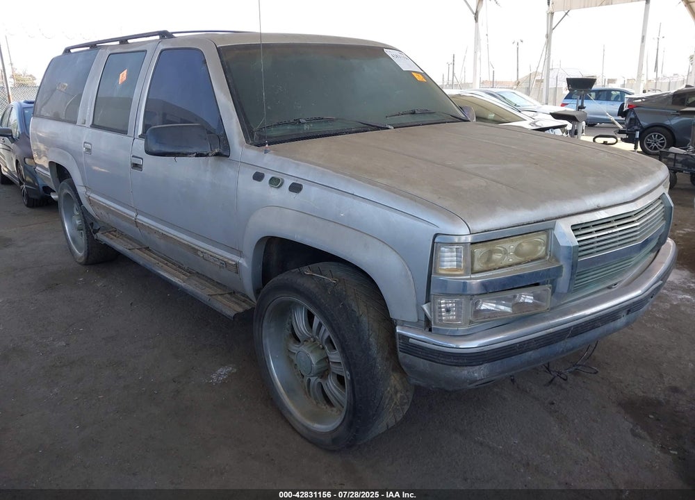 1994 CHEVROLET SUBURBAN K2500 VIN: 1GNGK26N3RJ376343